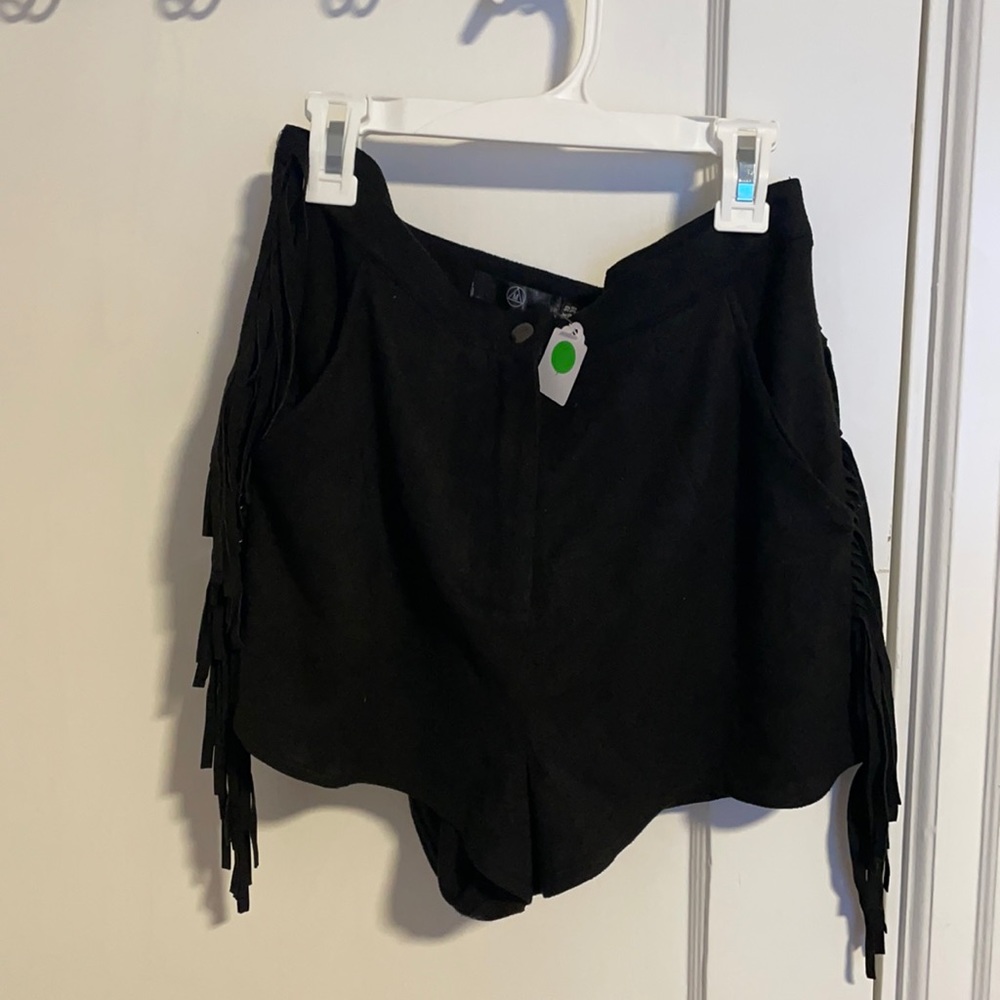 M Suede Fringe Shorts